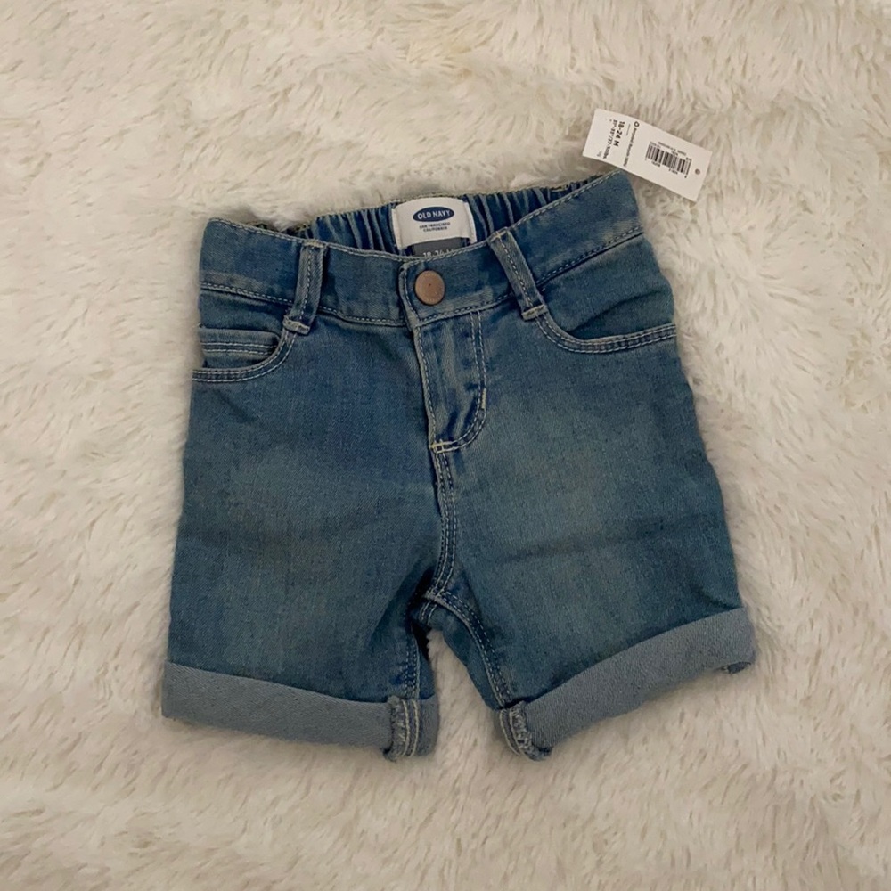 ON Bermuda Shorts